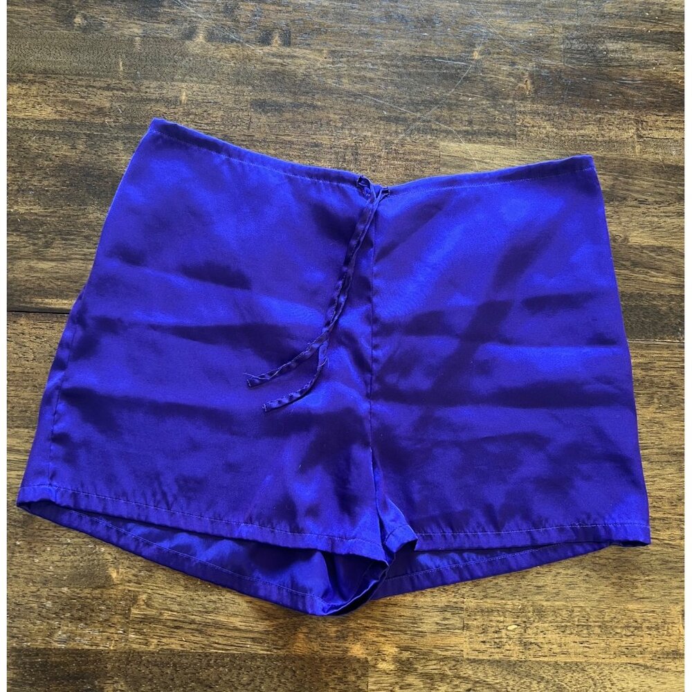 Victoria's Secret Purple Button Down Pajama Top & Shorts Set Medium - Picture 5 of 10